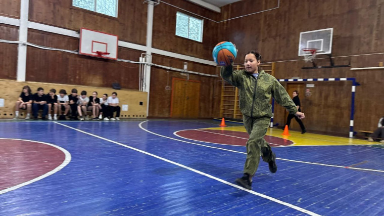 НАШ СПОРТИВНЫЙ ПРАЗДНИК! БЫСТРЕЕ, ВЫШЕ И ДРУЖНЕЕ!.